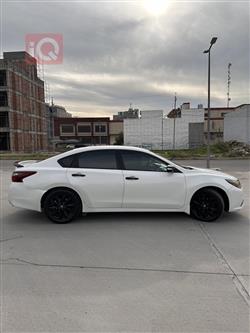 نيسان ألتيما